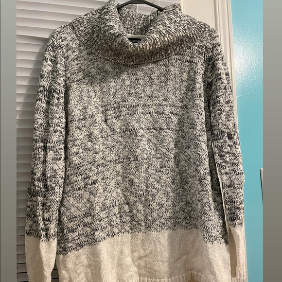 Karl Lagerfield Cowl neck sweater. Worn only twice. Very warm - Picture 1 of 3